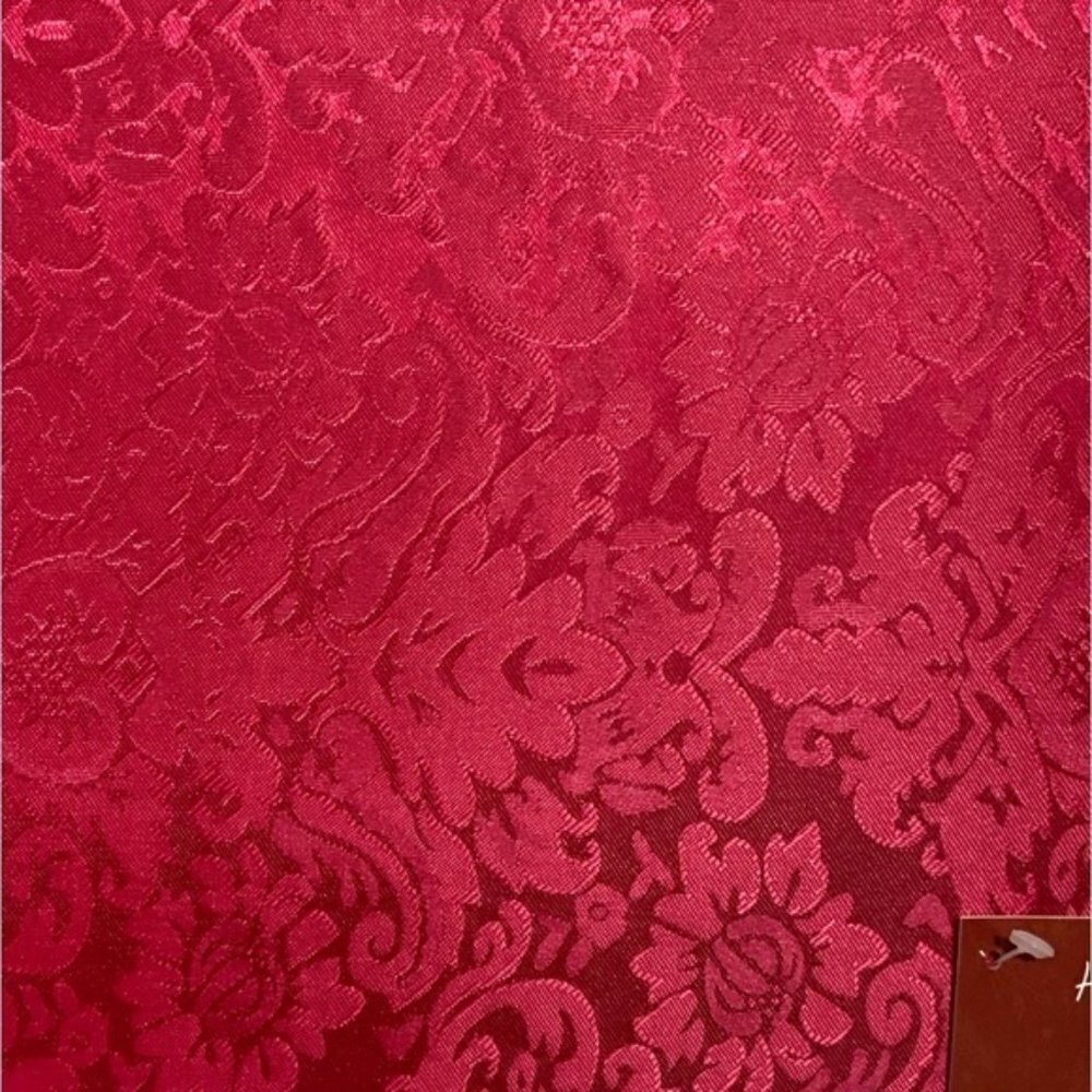 Elegant Placemats Holiday Satin Damask Christmas Rich Red Reversible - Picture 2 of 11